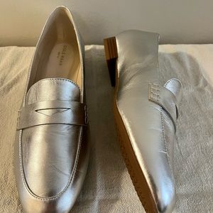 Size 9B silver Cole Haan Grand 360 Loafers